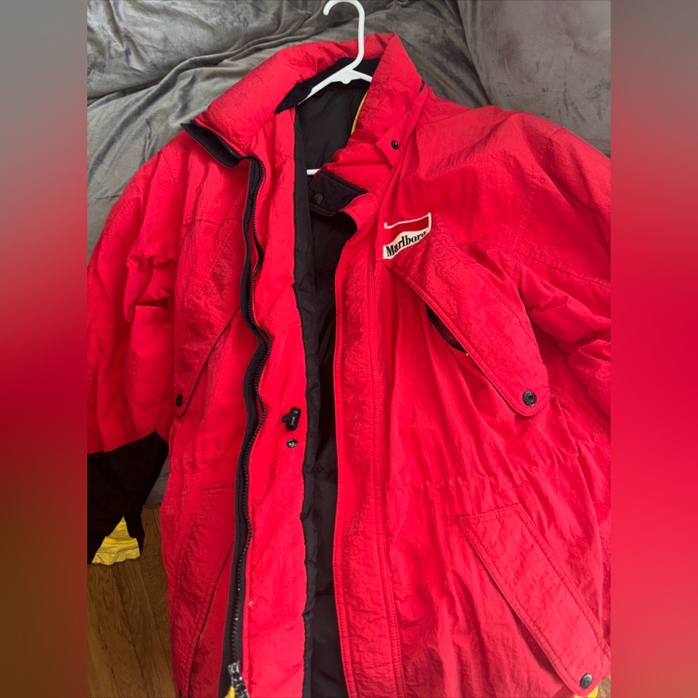 VINTAGE Marlboro Jacket Mens Medium Red Adventure Team Cigarettes Logo 90s
